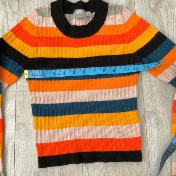 ASOS - Long Sleeve Cropped Striped Knit Rainbow Pullover Sweater - Picture 6 of 7